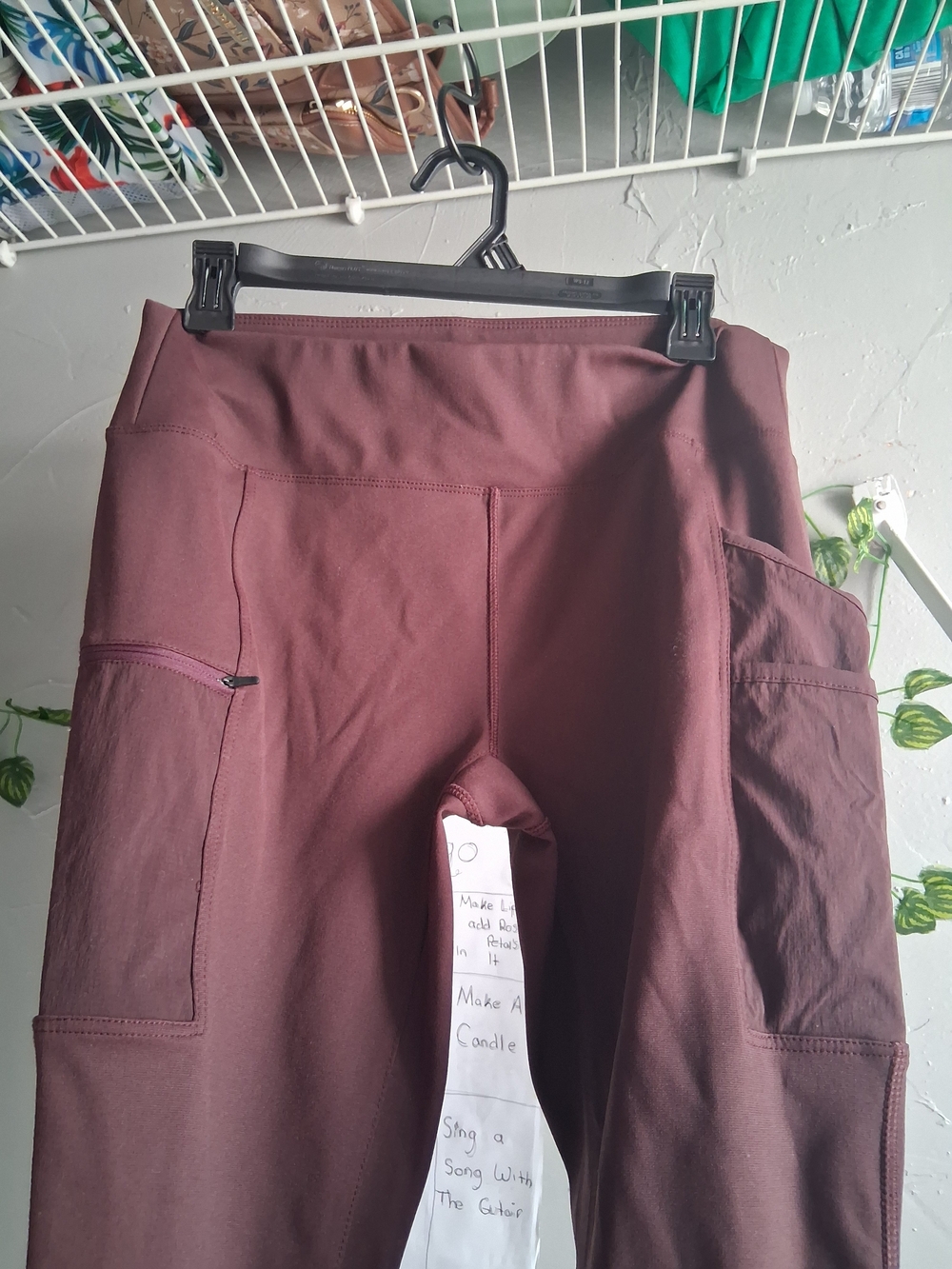 Carhartt Womens Cargo Pants in Deep Maroon